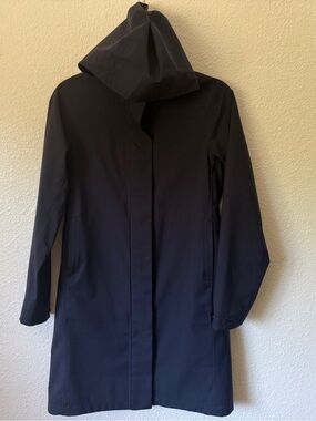UNIQLO BLOCKTECH Coat XS Navy Waterproof Windproof Hooded Coat